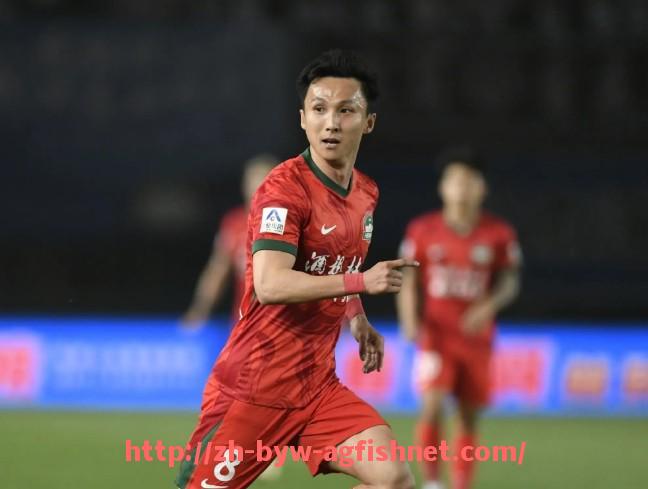 AG捕鱼王官网-法甲球员经典突破瞬间及技术动作解析